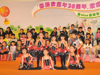 小朋友舞蹈表演。