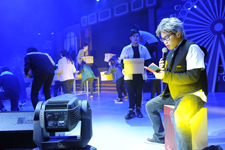 亲孝大汇演音乐剧《寻找》透过青年人对亲情的演绎，彰显孝的意义及家庭对青年人的重要性。